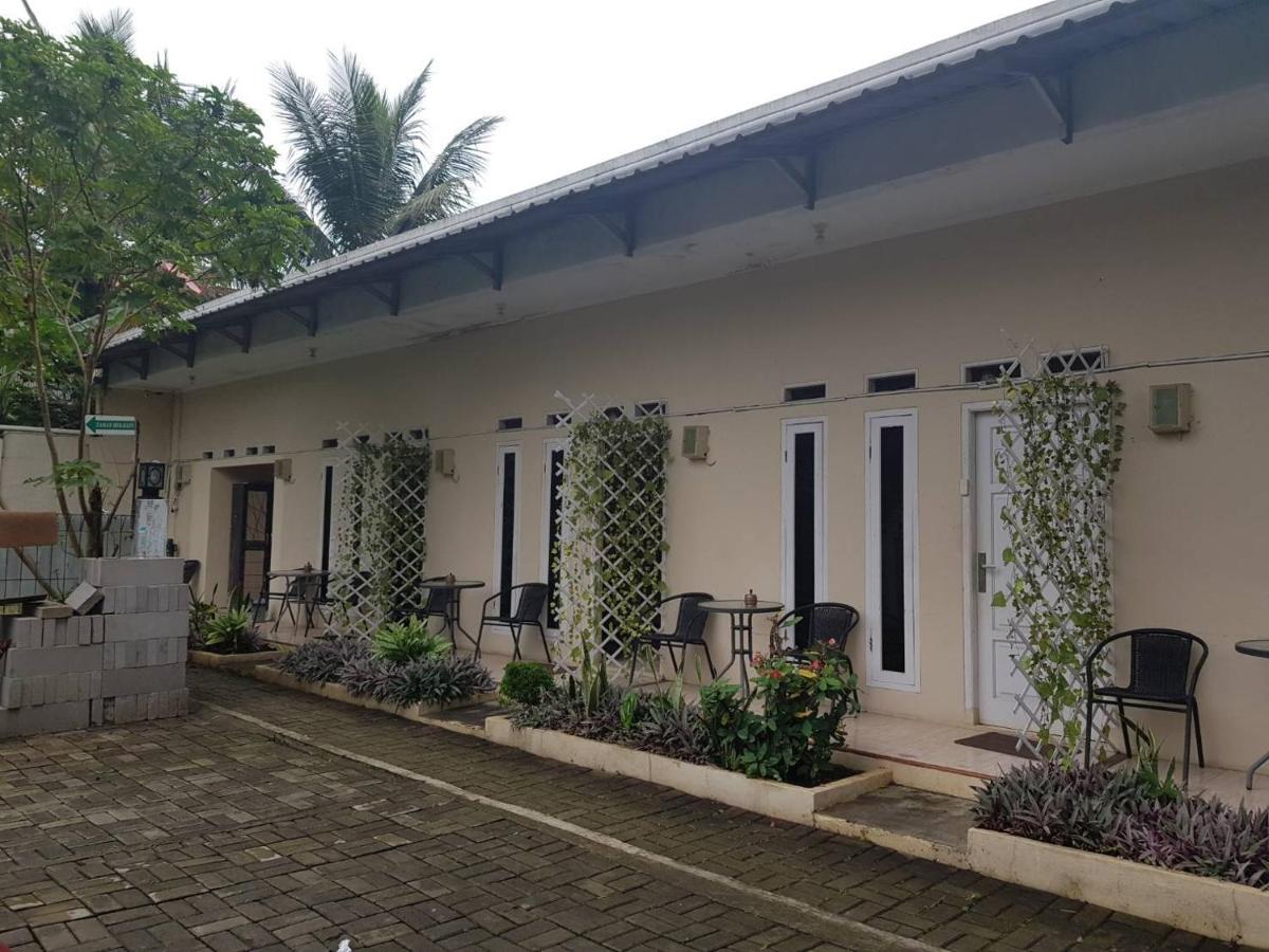Bakom Inn Syariah Bogor Eksteriør bilde