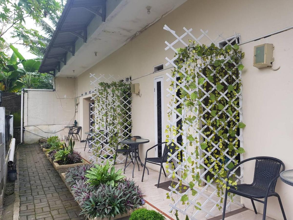 Bakom Inn Syariah Bogor Eksteriør bilde