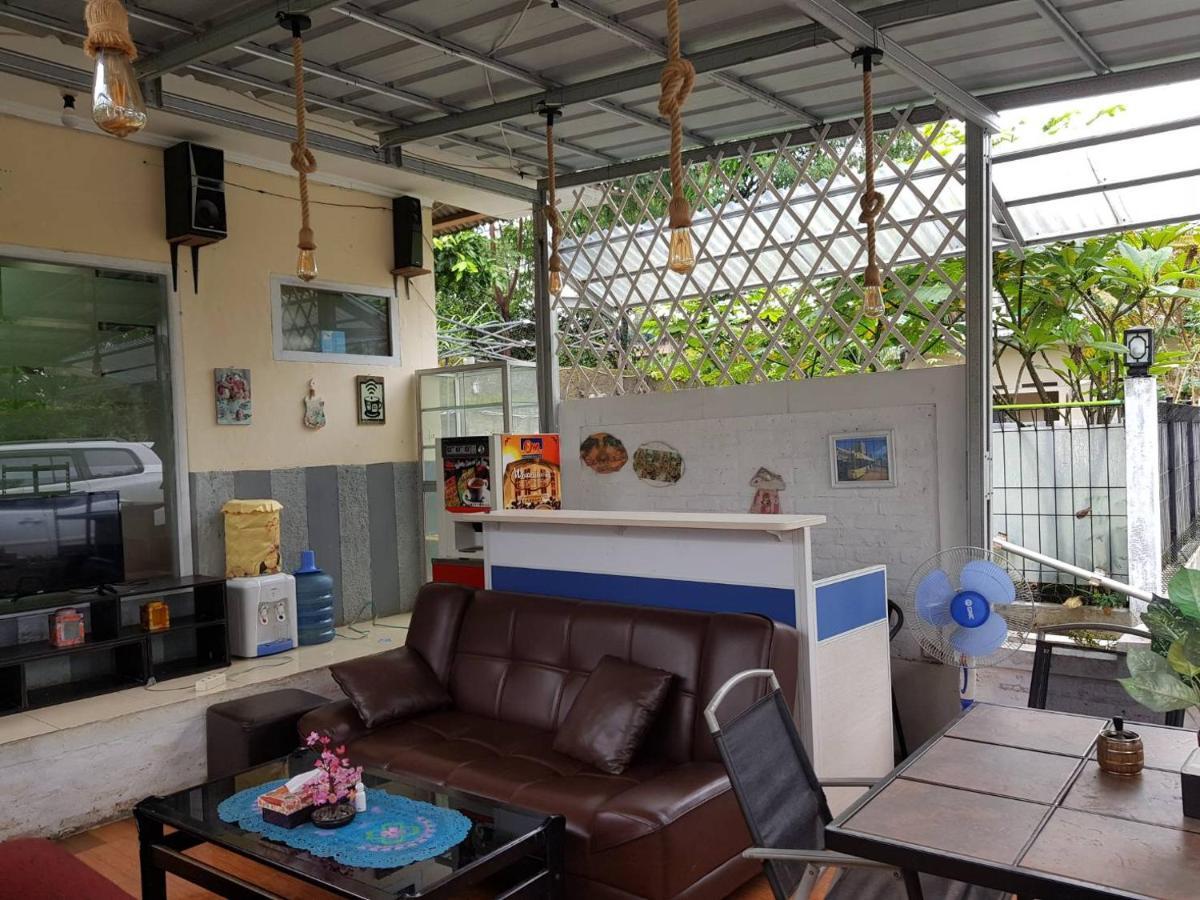 Bakom Inn Syariah Bogor Eksteriør bilde